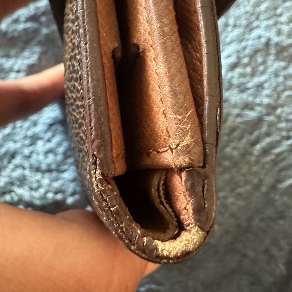 Louis Vuitton Monogram Trifold Wallet - Picture 5 of 10